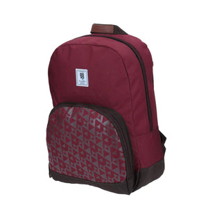 mochila daypack triángulos